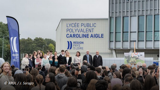 La Région rend hommage à Caroline Aigle, le lycée de Nort-sur-Erdre porte désormais officiellement son nom.